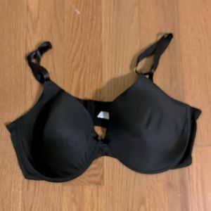Jessica Simpson padded bra for women with underwire. Size 40D